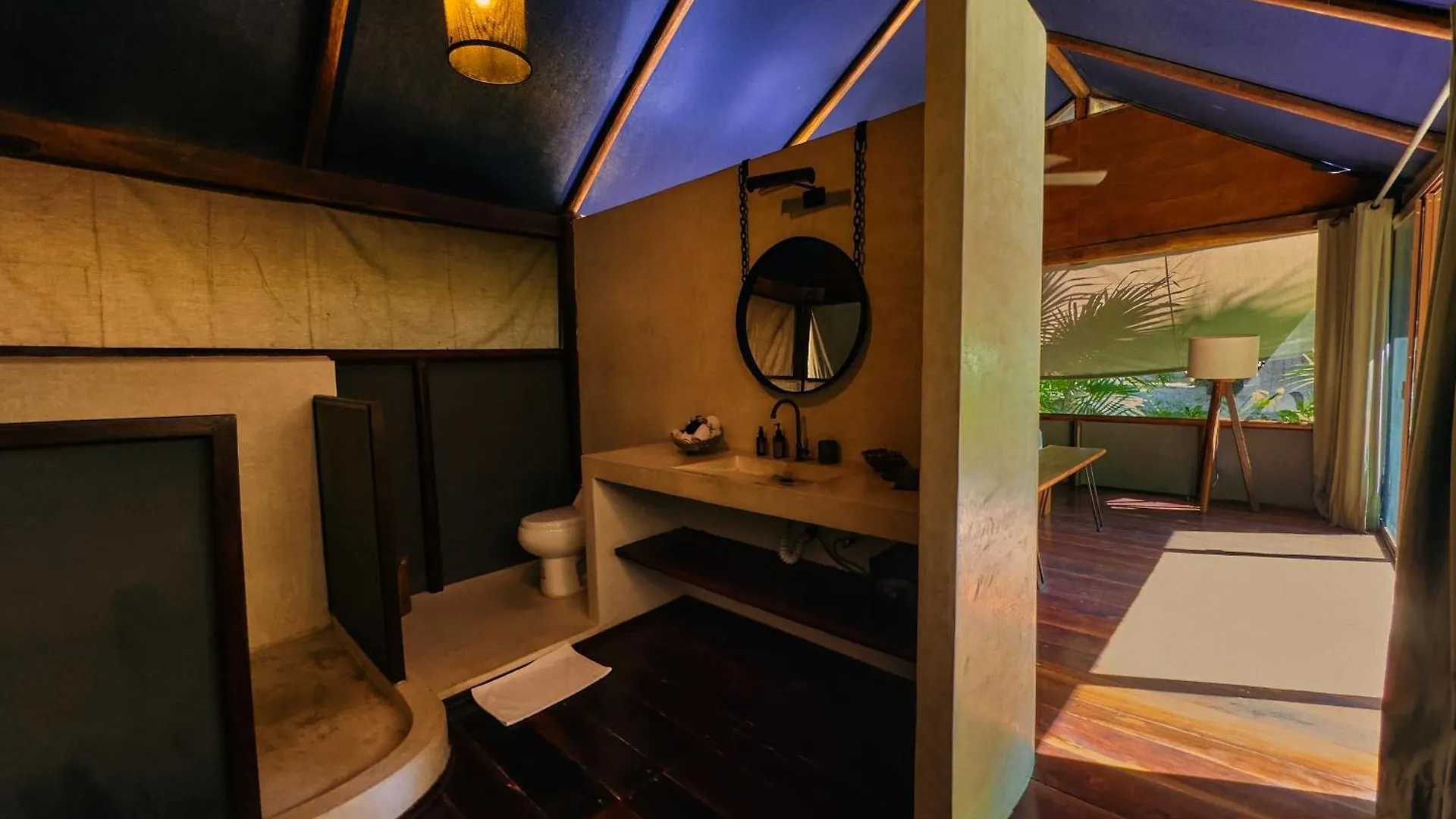 Libelula Tulum Beachfront Hotel